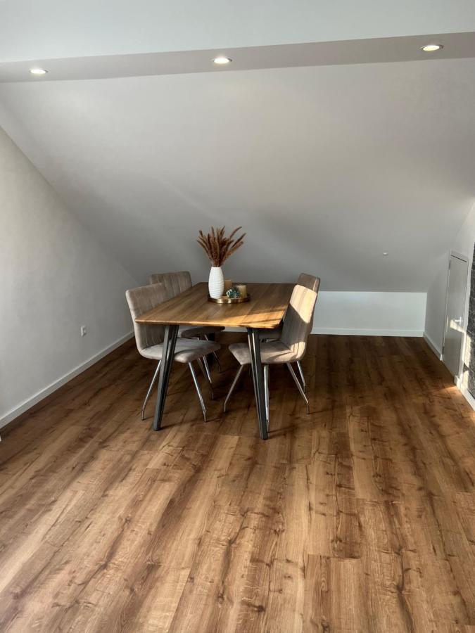 Ferienwohnung Lidu-Jene アイスリンゲン エクステリア 写真